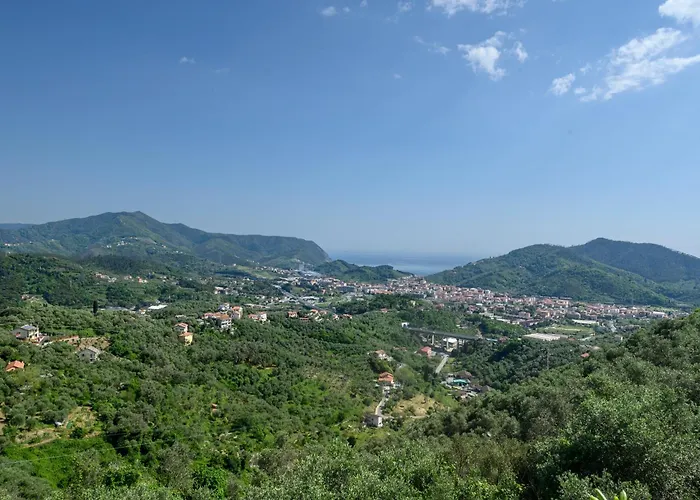 309b - Casa Mirella, Relax Con Vista Su Mare E Natura, 7 Minuti Di Auto Dal Centro E Dal Mare E Di *